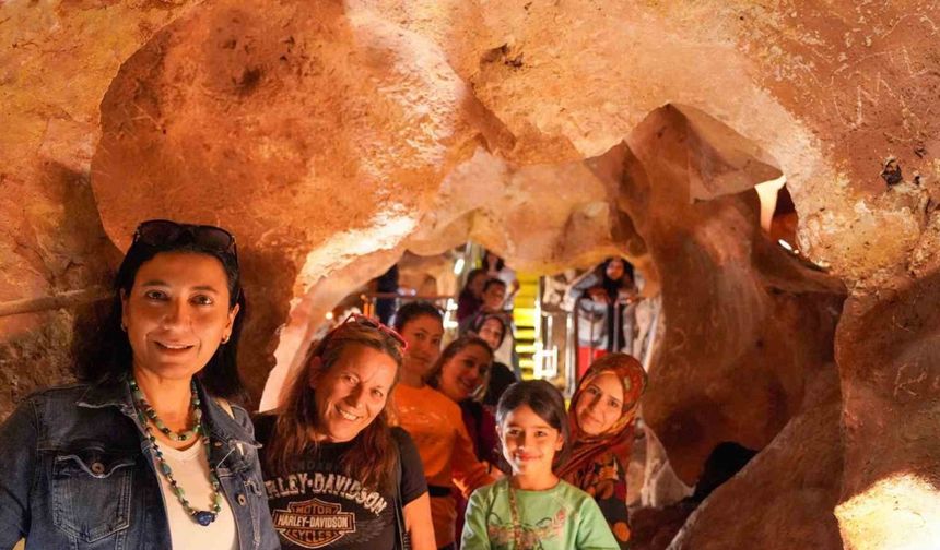 Tarsus’ta kadınlara yönelik sağlık ve kültür gezisi düzenlendi