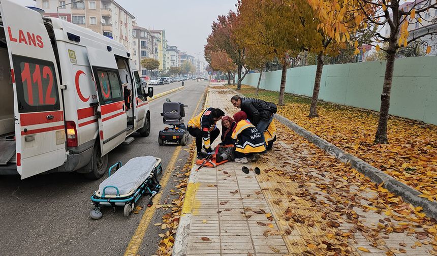 Çorum’da üç tekerlekli motosikletten düşen kadın hastaneye kaldırıldı!