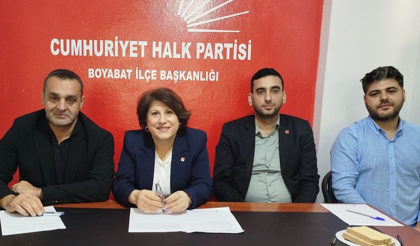 CHP Sinop Milletvekili Karadeniz Boyabat'ta partililerle buluştu