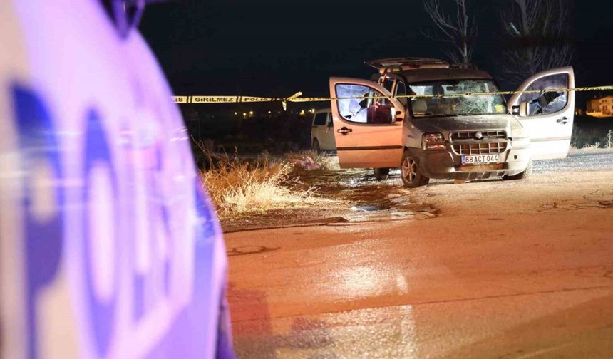 Aksaray’da araca tüfekli saldırı: 1 ağır yaralı