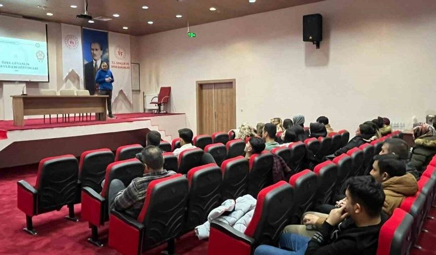 Konya’da emniyetten özel güvenlik görevlilerine eğitim