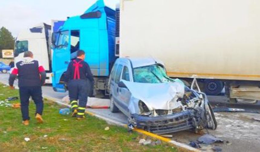 Çorum’da kalp krizi geçiren sürücü TIR'a çarptı: Sürücü hayatını kaybetti