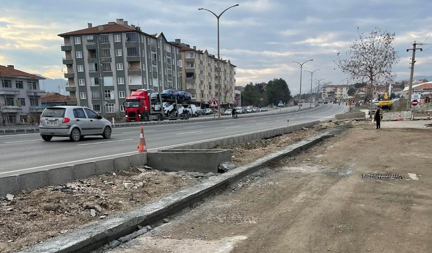 Osmancık esnafı dert küpü: Yol genişletme çalışmaları mağduriyeti Meclis gündeminde!