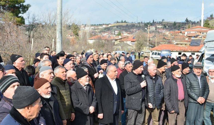Çorum'un bu ilçesinde çiftçiler yağmur duasına çıktı!