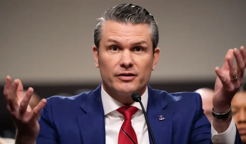 'Müslümanları öldürün' ifadesiyle bilinen Pete Hegseth, ABD savunma bakanı oldu