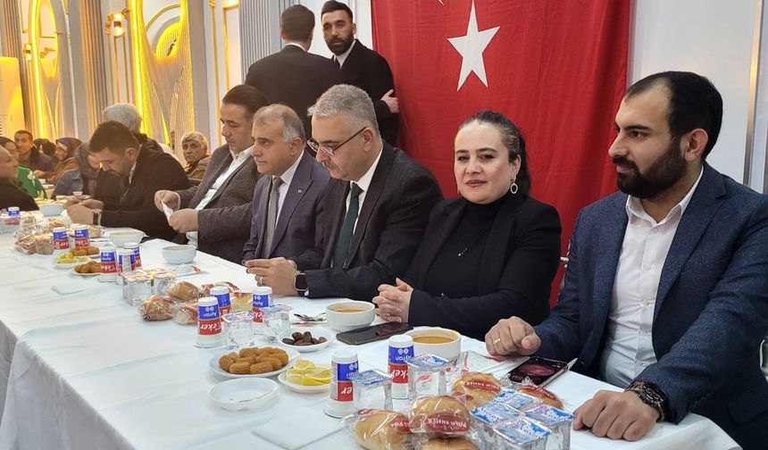 Osmancık'ta Siyaset ve Samimiyet: AK Parti'nin iftar buluşması