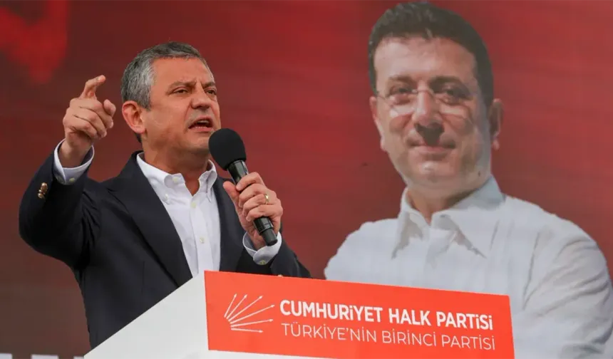 CHP lideri Özgür Özel’den Mersin'den Tüm Türkiye'ye demokrasi çağrısı