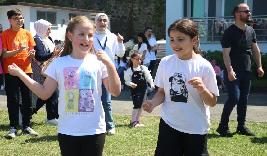 Trabzon'da "11. Geleneksel Çocuk Oyun Şenliği" düzenlendi
