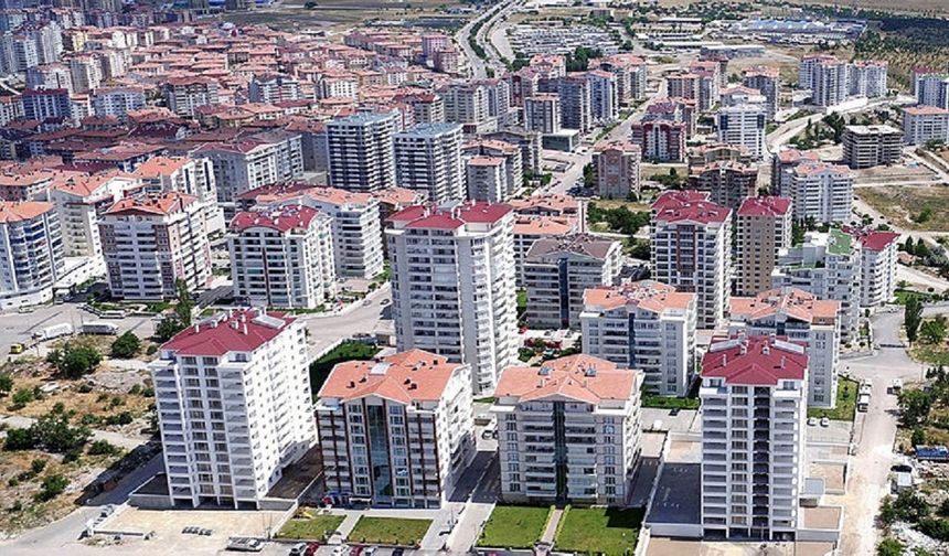 Milyonlarca kiracı ve ev sahibini ilgilendiriyor: Fahiş aidat dönemi bitiyor