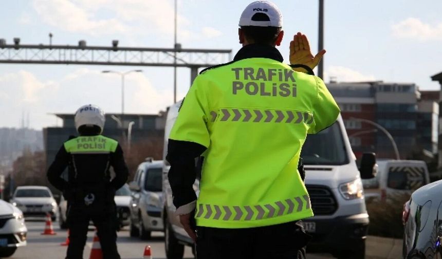 Trafik cezaları bütçeyi sırtladı: Sürücüler ceza ödemede vergi mükelleflerini geçti