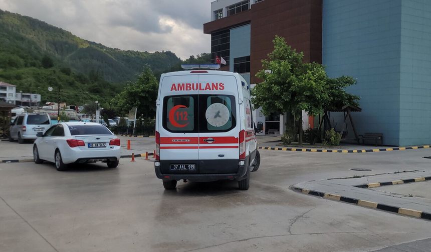 Akrebin soktuğu kadın hastanelik oldu