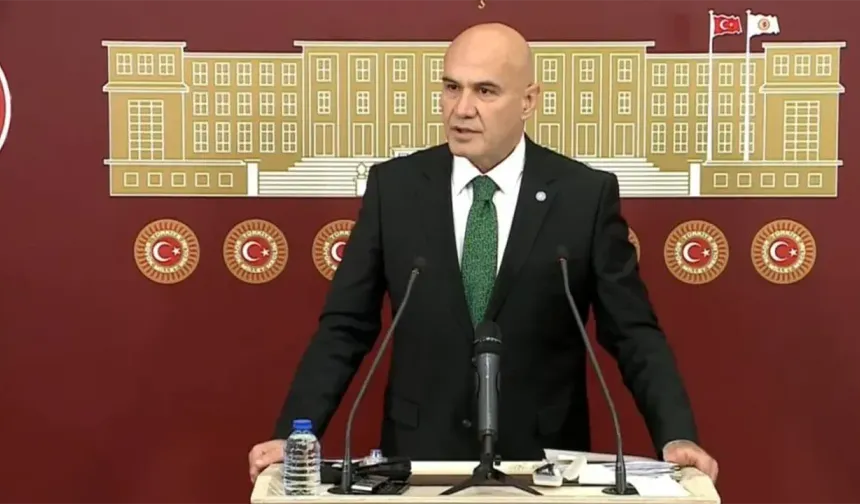 Turhan Çömez'den Bakan Tekin'e: Bursa'daki okulun 36 birincisini açıkla