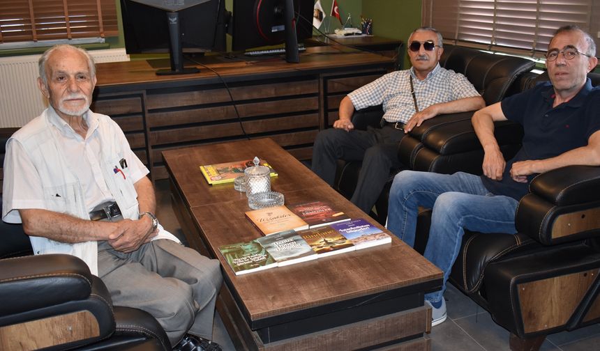 Yazar Selahattin Aydemir ve Ozan Fazlı Koçak’tan Yaylahaber’e ziyaret