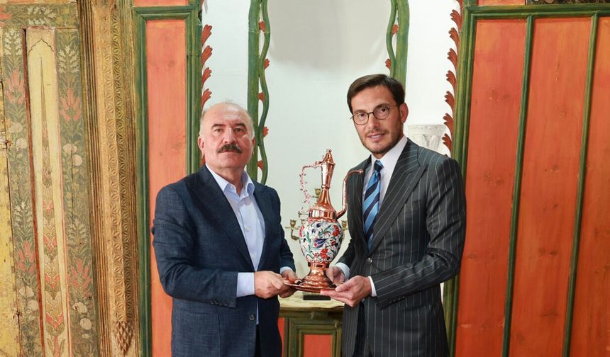 Bölgesel iş birliği için anlamlı ziyaret! Vali Çalgan, Tokat'ta Başkan Yazıcıoğlu ile görüştü