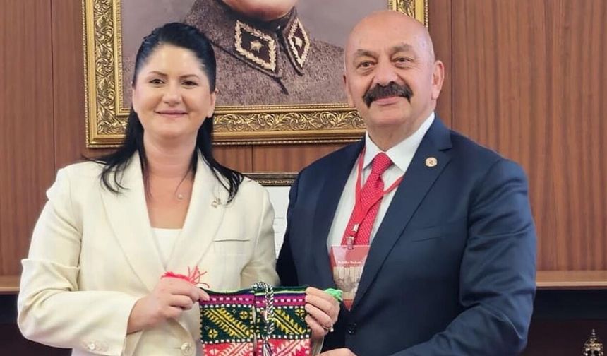 Başkan İsbir, Edirne Belediye Başkanı Gencam’ı ziyaret etti