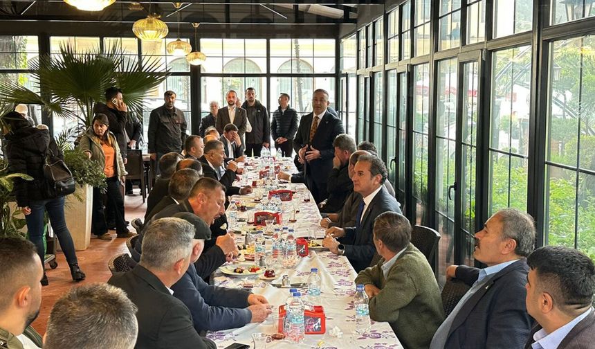 CHP’li Mehmet Tahtasız Amasya’da muhtarlarla buluştu