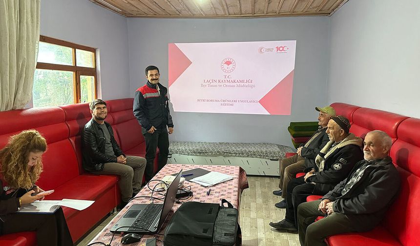 Laçin’de çiftçilere B-Reçete eğitimi verildi