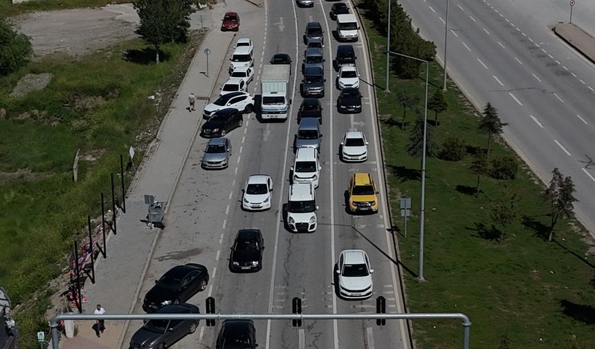 Çorum'da trafik tedbirleri araç yoğunluğunu azalttı