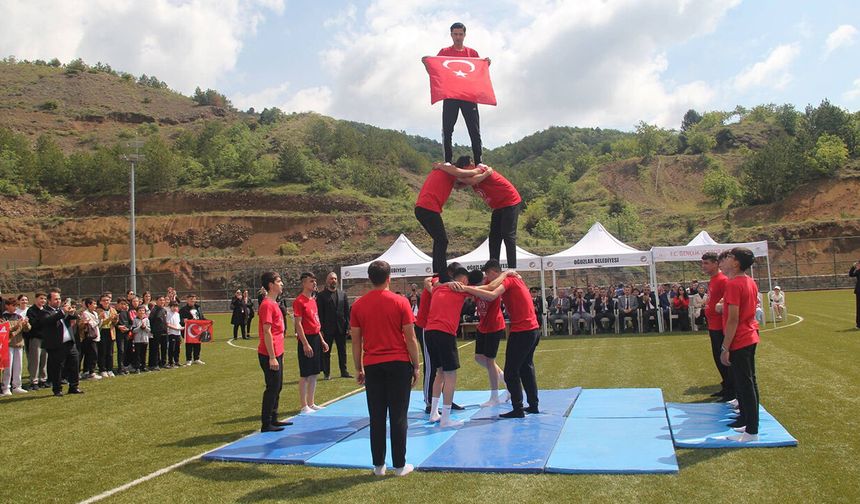 Oğuzlar’da 19 Mayıs coşkuyla kutlandı