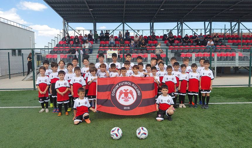 Arca Çorum FK'da geleceğin yıldızları sahaya indi!
