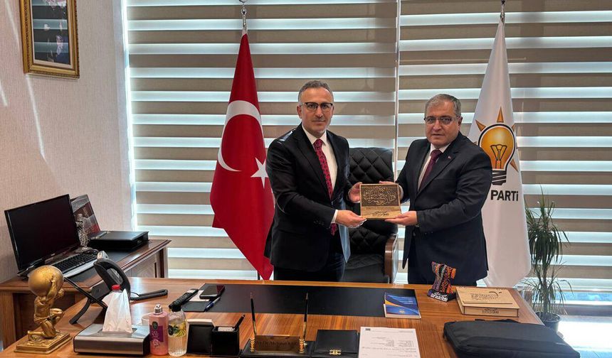 Başkan Ünlü’den Mehmet Sarı’ya ziyaret