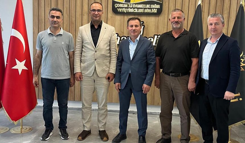 Sütaş yöneticilerinden Damızlık Sığır Yetiştiricileri Birliği’ne ziyaret