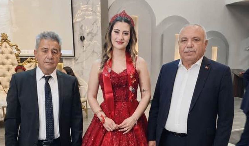 Başkan Çetinkaya, genç çiftin mutluluğuna ortak oldu
