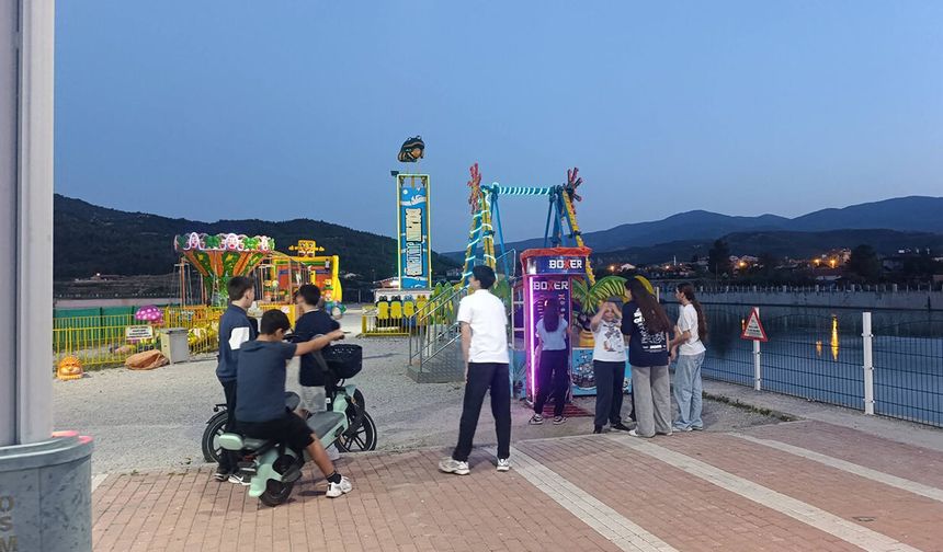 Osmancık'ta çocuklardan Lunaparka yoğun ilgi