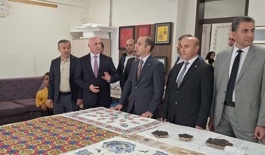 İskilip’te el emeği ürünler görücüye çıktı