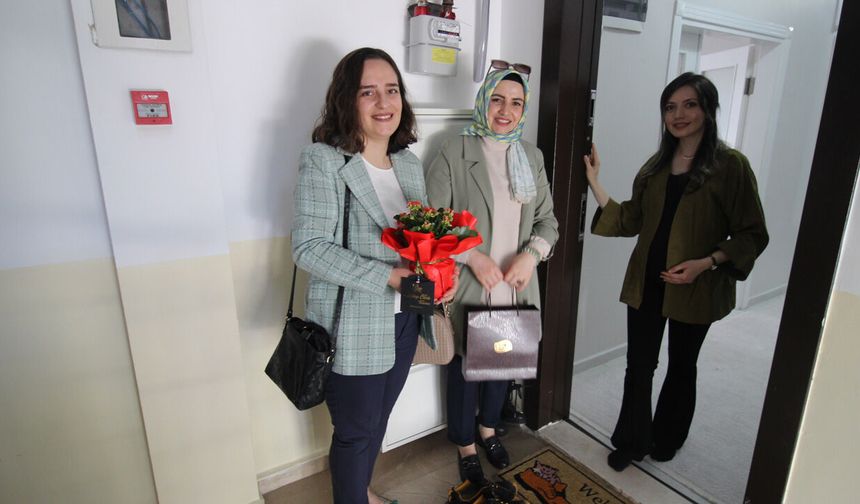 "Her Gebeye Ebe" uygulamasıyla anne adaylarına evde destek