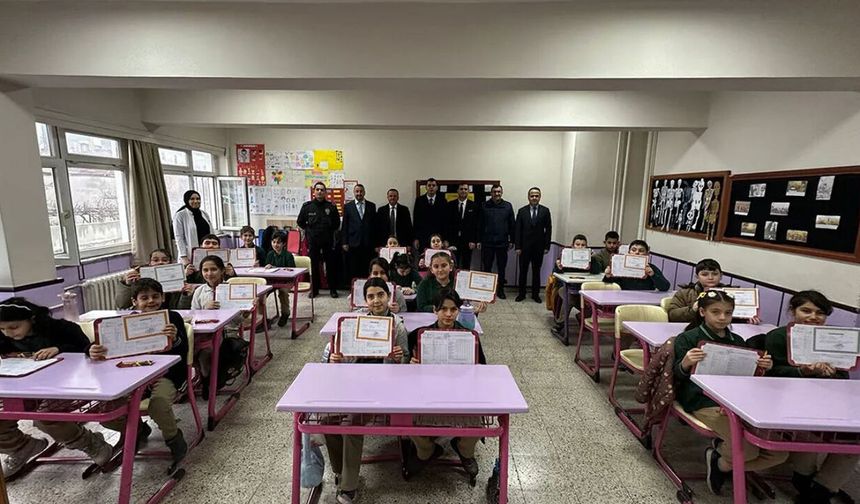 Karne günü yaklaşıyor: Öğrencileri uzun tatil bekliyor