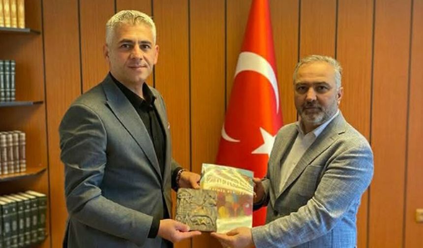 Alaca İlçe Milli Eğitim Müdürü Şahin'den Müftü Yıldırım'a ziyaret