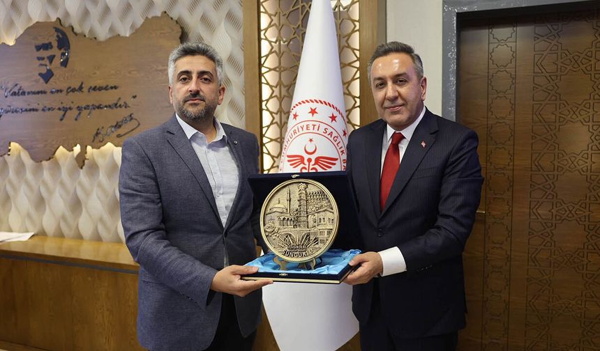 Muhsin Dere’den Başhekim Gömeç’e ziyaret