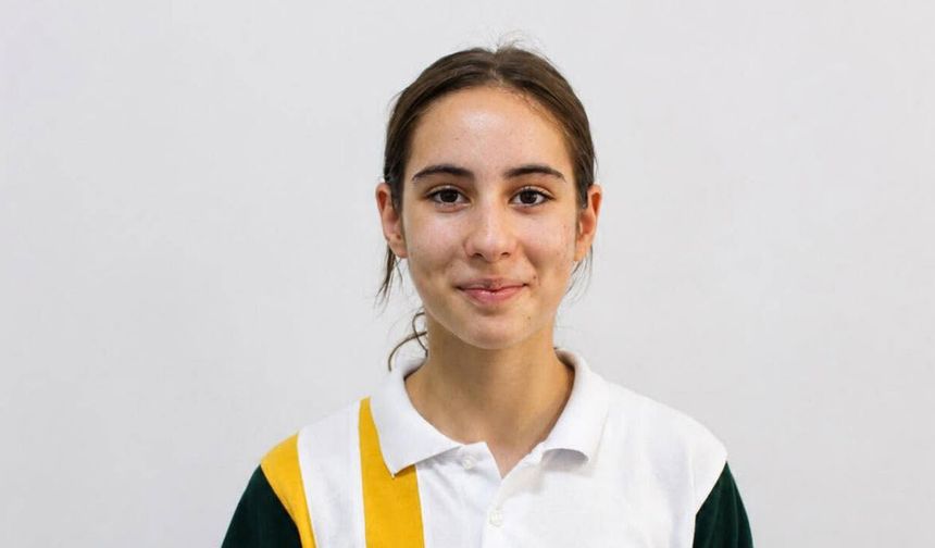 Zeynep Kabalak LGS’de Türkiye birincisi oldu
