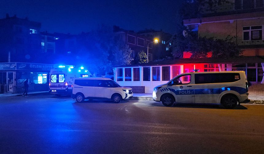 Çorum'da alacak meselesinden çıkan kavgada 1 kişi bıçakla yaralandı