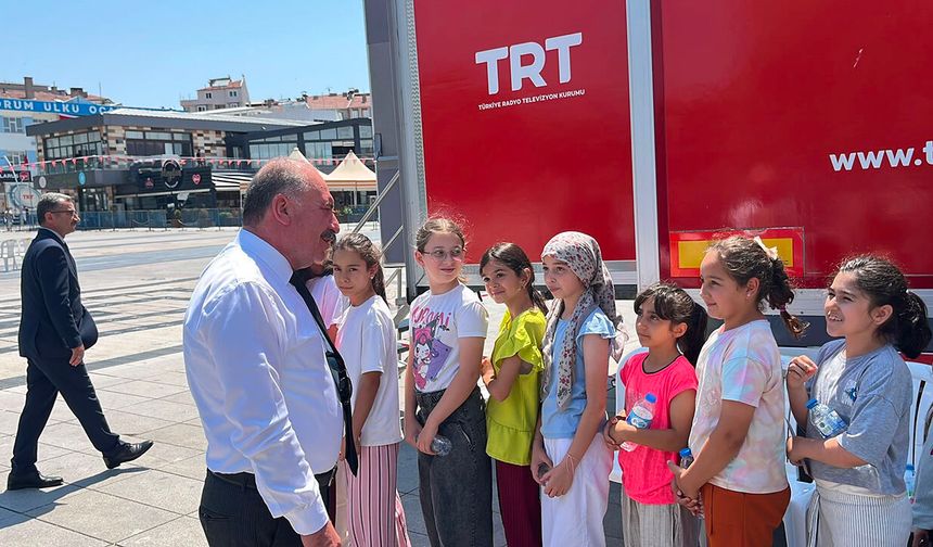 TRT sinema tırı Çorumlu çocuklar için perdelerini açtı