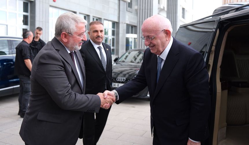 İsmail Kahraman’dan Çorum Belediyesine ziyaret