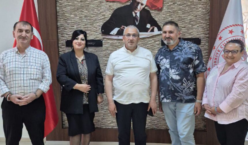 Koro üyeleri Cemil Çağlar’a ile görüştü! Çorum’da sanatsal gelişmeler ön plana çıkacak