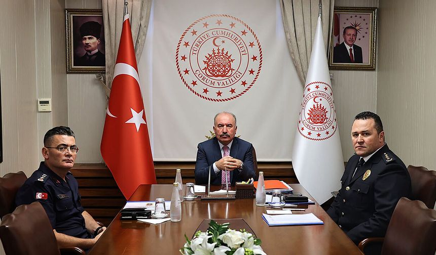 Çorum Valisi Ali Çalgan, milli dayanışma toplantısına katıldı