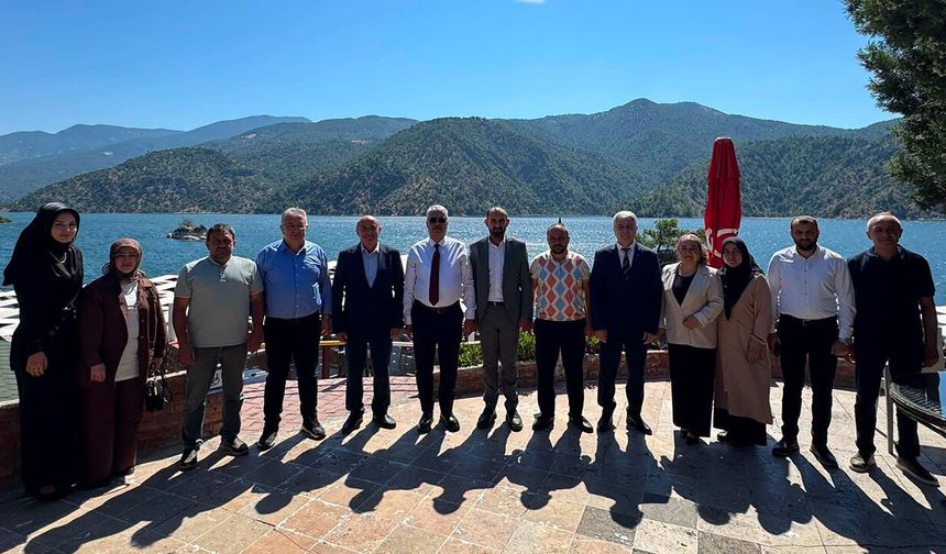 Ahlatcı: Oğuzlar’ı daha parlak bir geleceğe taşımaya kararlıyız