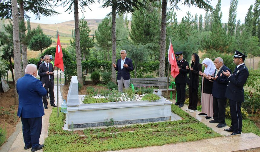 Şehit Dursun Demirkol dualarla anıldı
