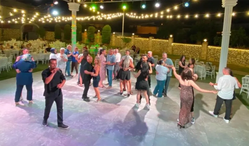 Böyle düğün ne görüldü ne duyuldu: Damat var ama gelin yok!
