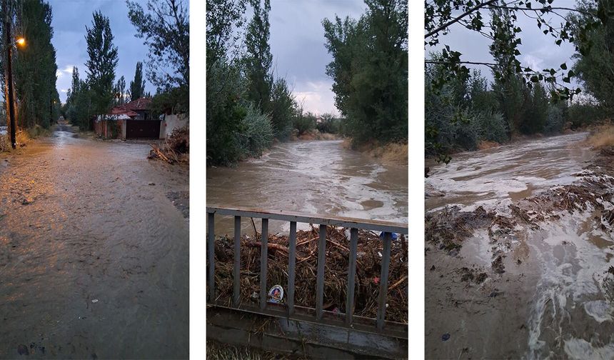 Çorum'da kuvvetli sağanak hayatı olumsuz etkiledi