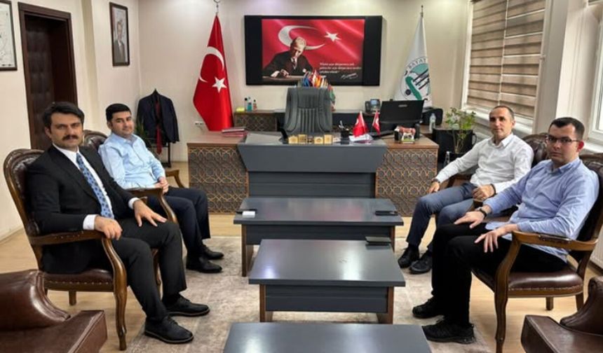 Bayat Kaymakamı Koç’a hayırlı olsun ziyareti