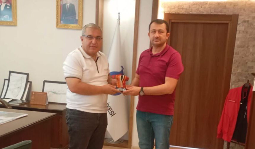 Dorukseki Köyü Dernek Başkanı Palaz’dan Başkan Ünlü’ye ziyaret