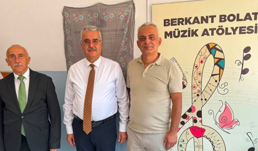 Müzik Öğretmeni Berkant Bolat’ın adı müzik atölyesinde yaşatılıyor