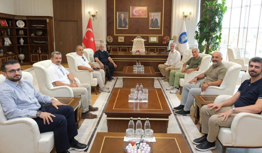 Yedihilal Derneği’nden Başkan Aşgın’a ziyaret