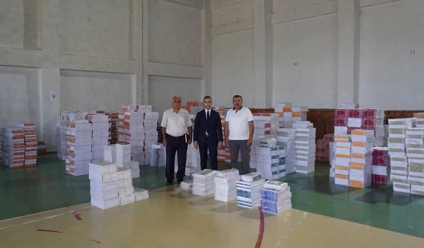 Dört ilçenin ücretsiz ders kitapları Osmancık’ta depolandı