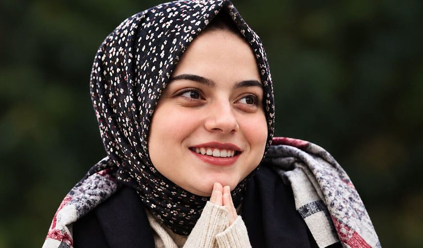 Silahlı saldırıda hayatını kaybeden Yasemin Yanık toprağa verildi