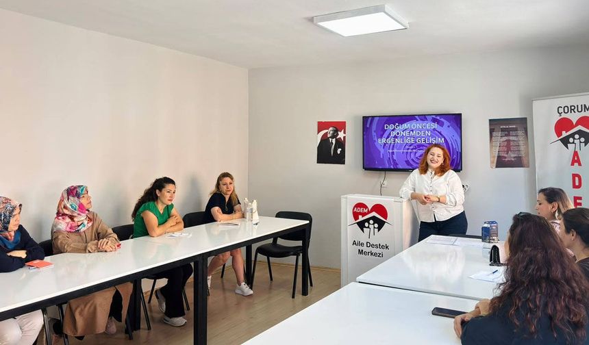 Ailelere “Doğum Öncesinden Ergenliğe Geçiş” eğitimi